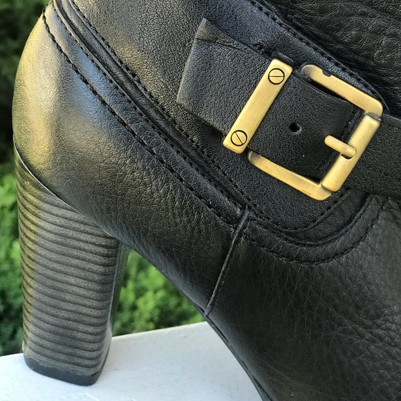 Clarks Heeled Black Leather Boots Size 6 - Picture 6 of 8